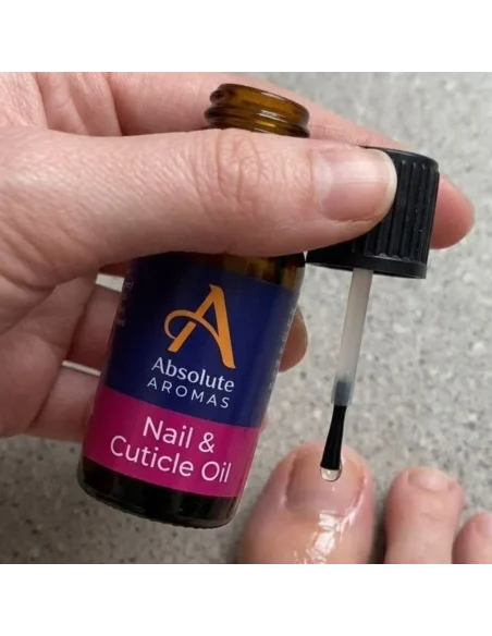 Óleo Unhas Amarelas e Cutículas | Ser Essencial Aromaterapia